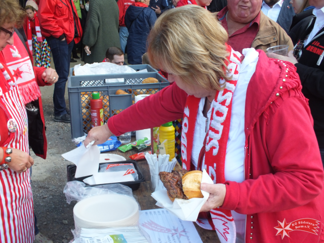 08.10.2022 - Halleneinweihung in Serm